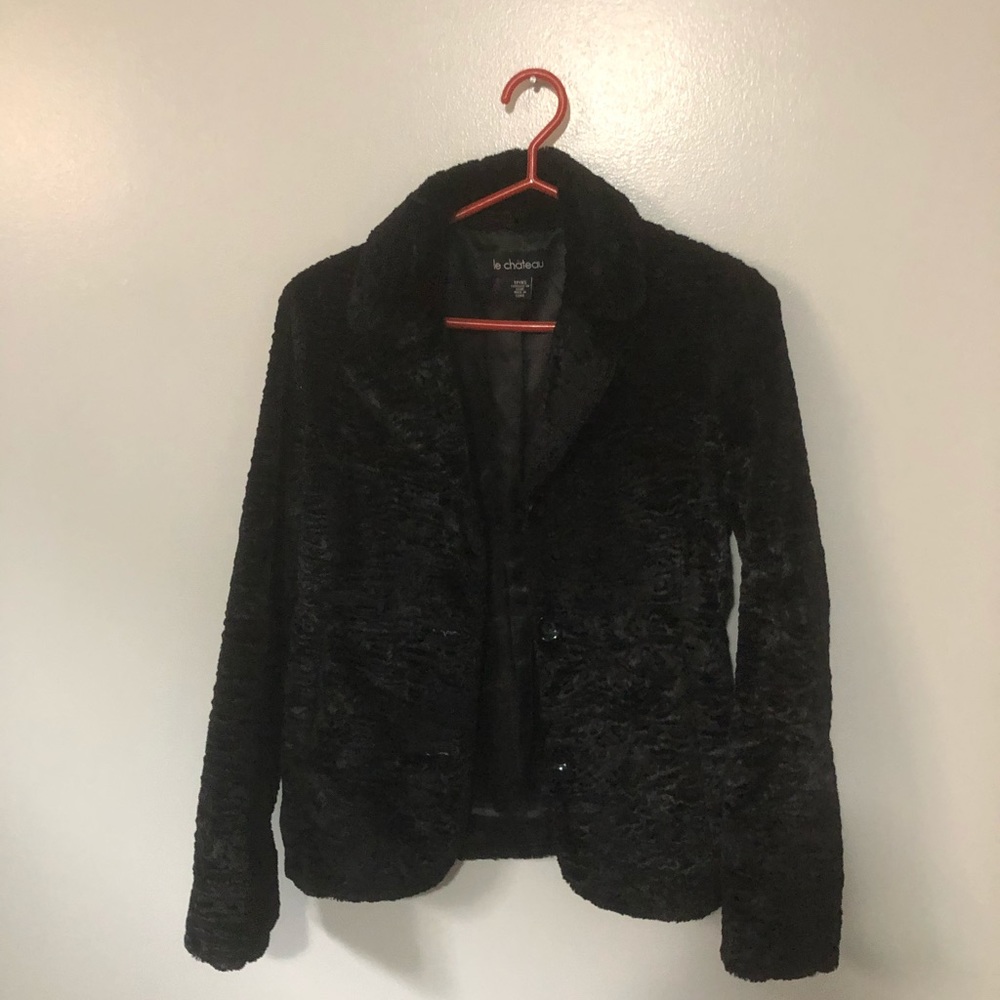Le chateau xs short black jacket